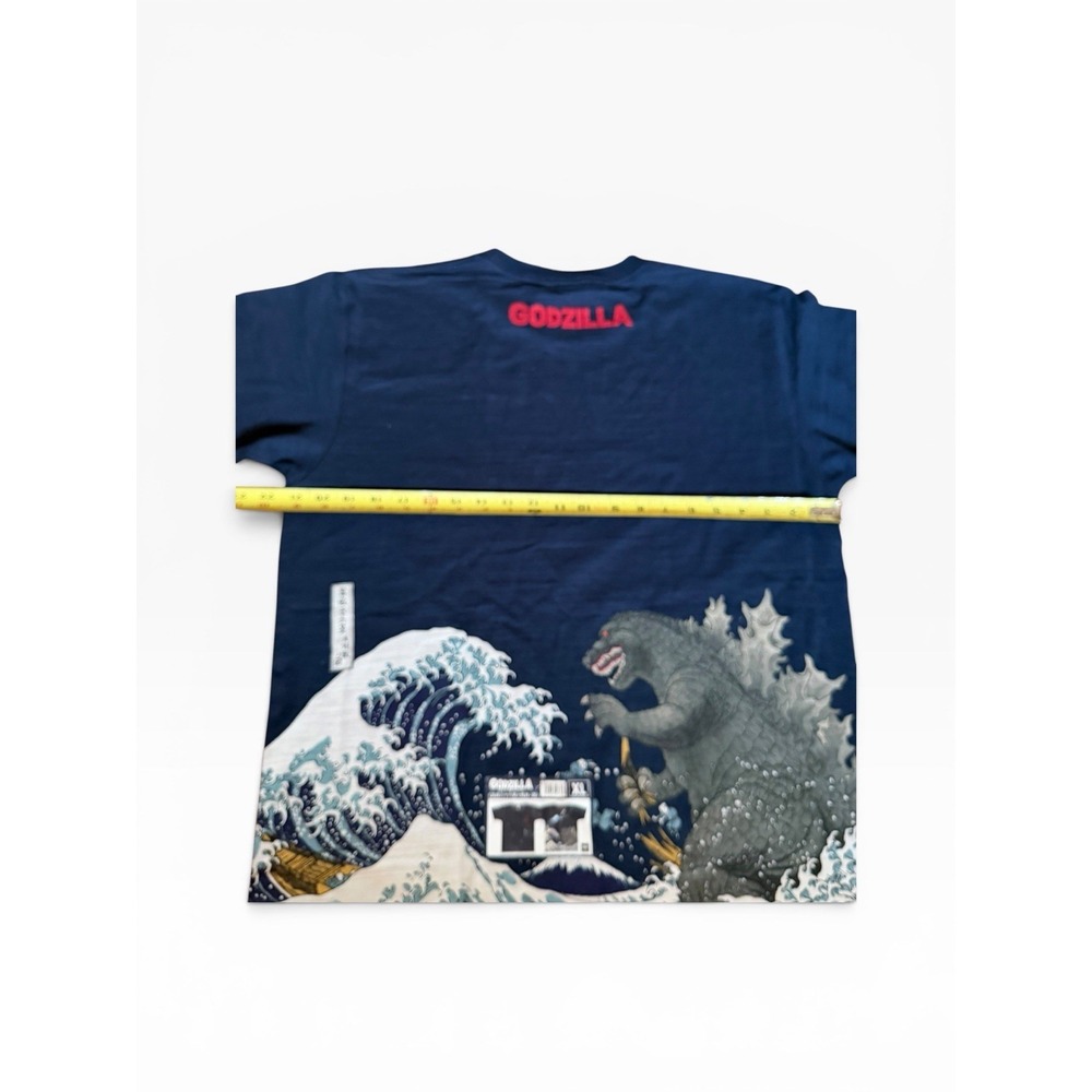 NWT Godzilla Toho Great Wave Off Kanagawa Mens XL Navy Slub T-shirt Japan Anime - Picture 5 of 10